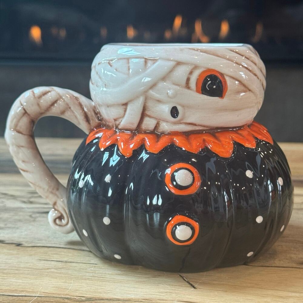 Johanna Parker Designs Halloween Mummy Pumpkin Mug Transpac Ceramic Folk Art New